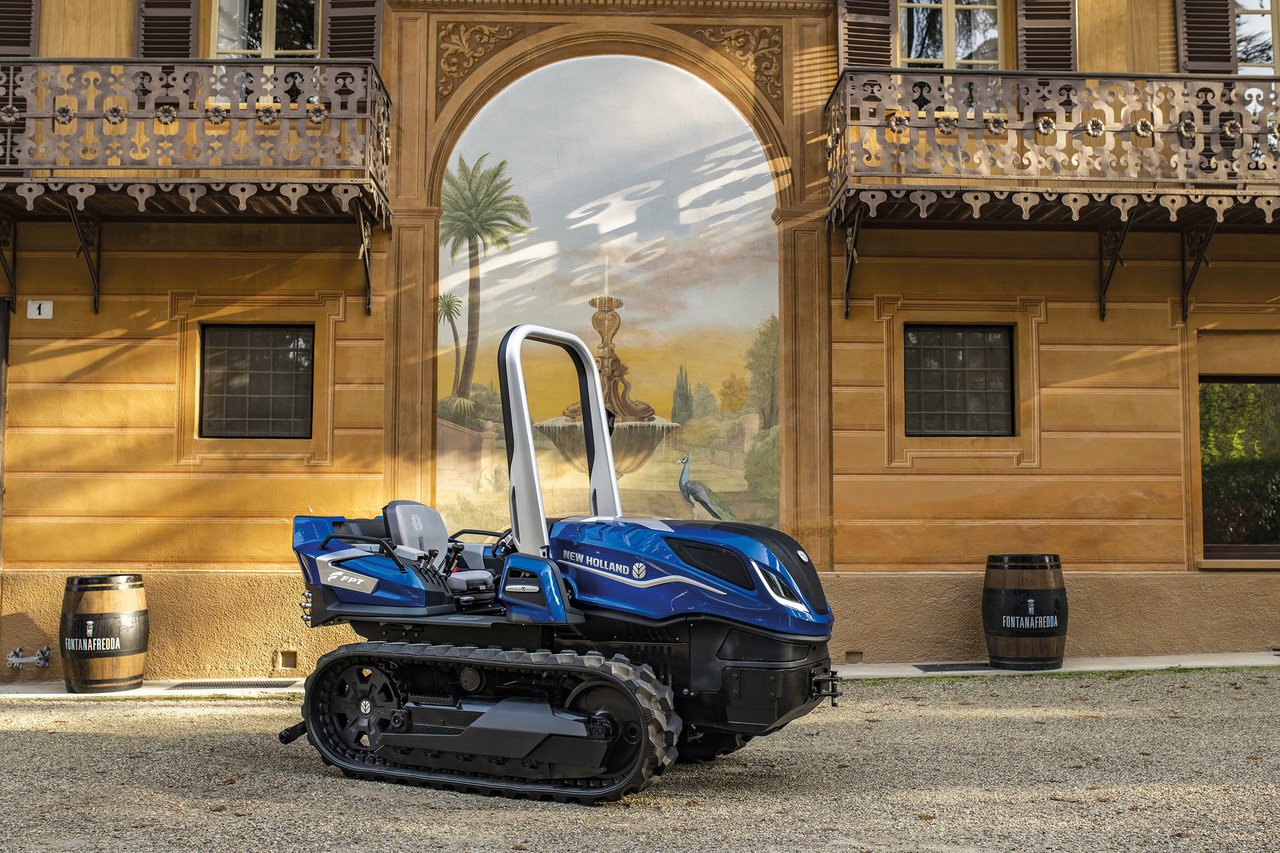 New_Holland_TK_Methane_Power_vineyard_crawler_tractor