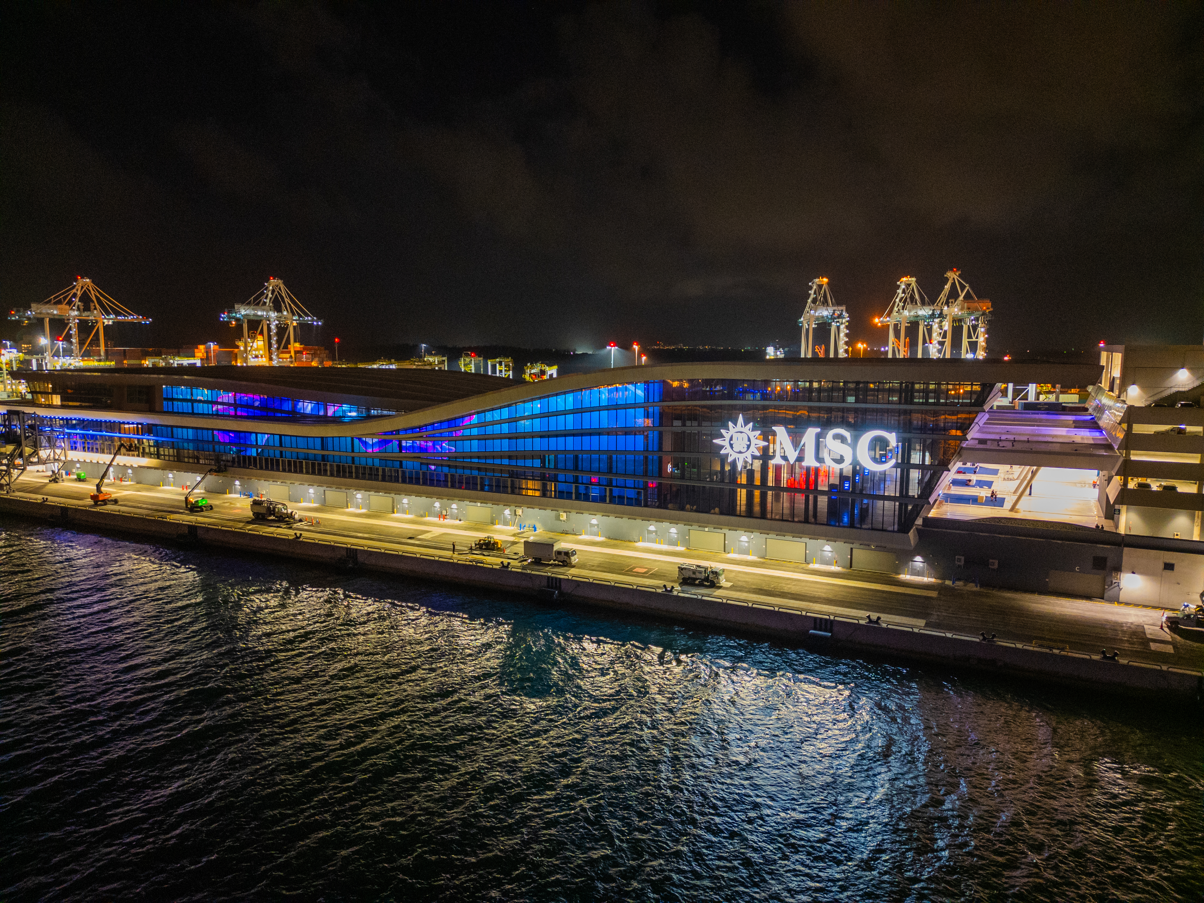 Gauzy 's Smart Glass Projection Display - MSC Miami Cruise Terminal 