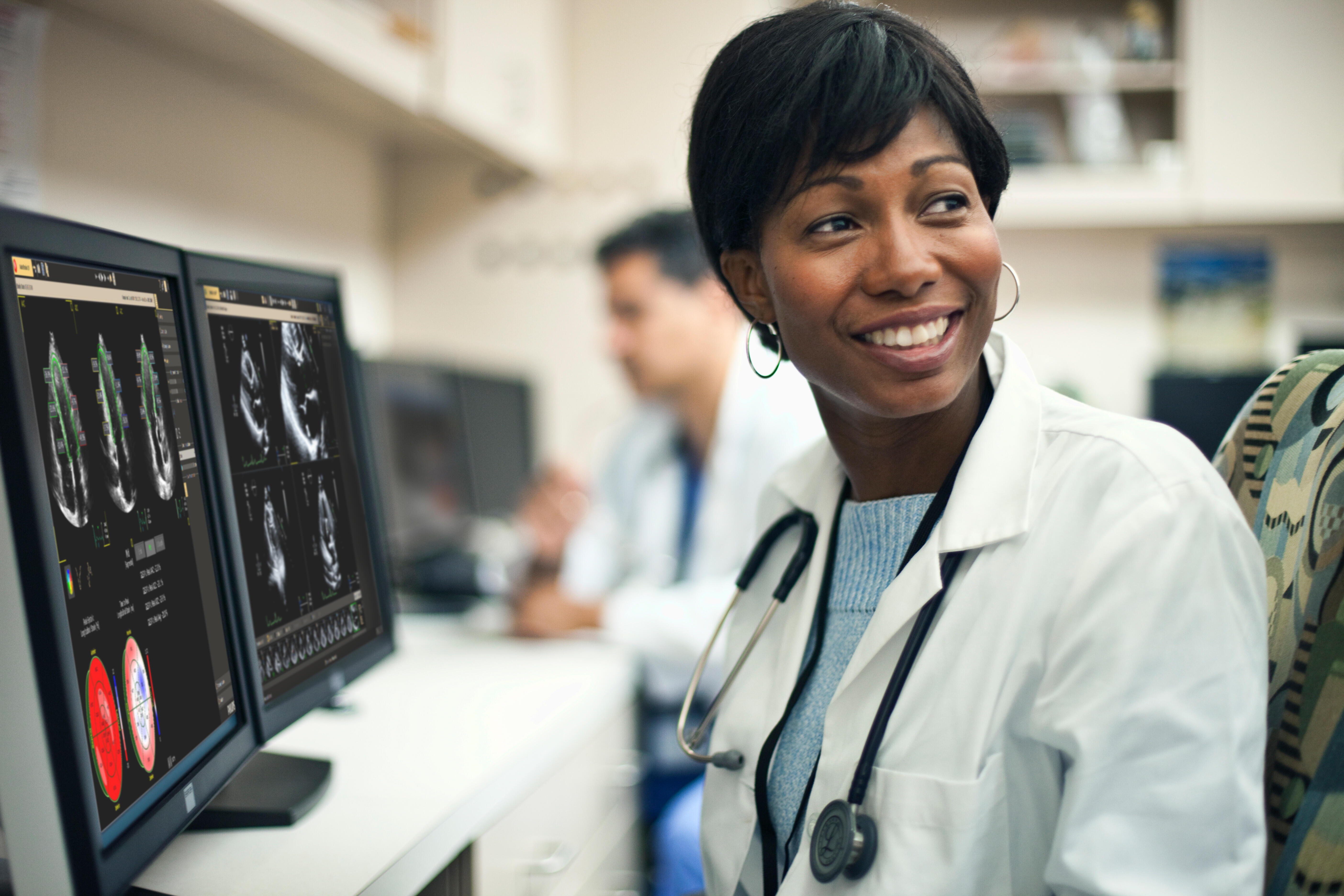 A clinician using Ultrasound Workspace