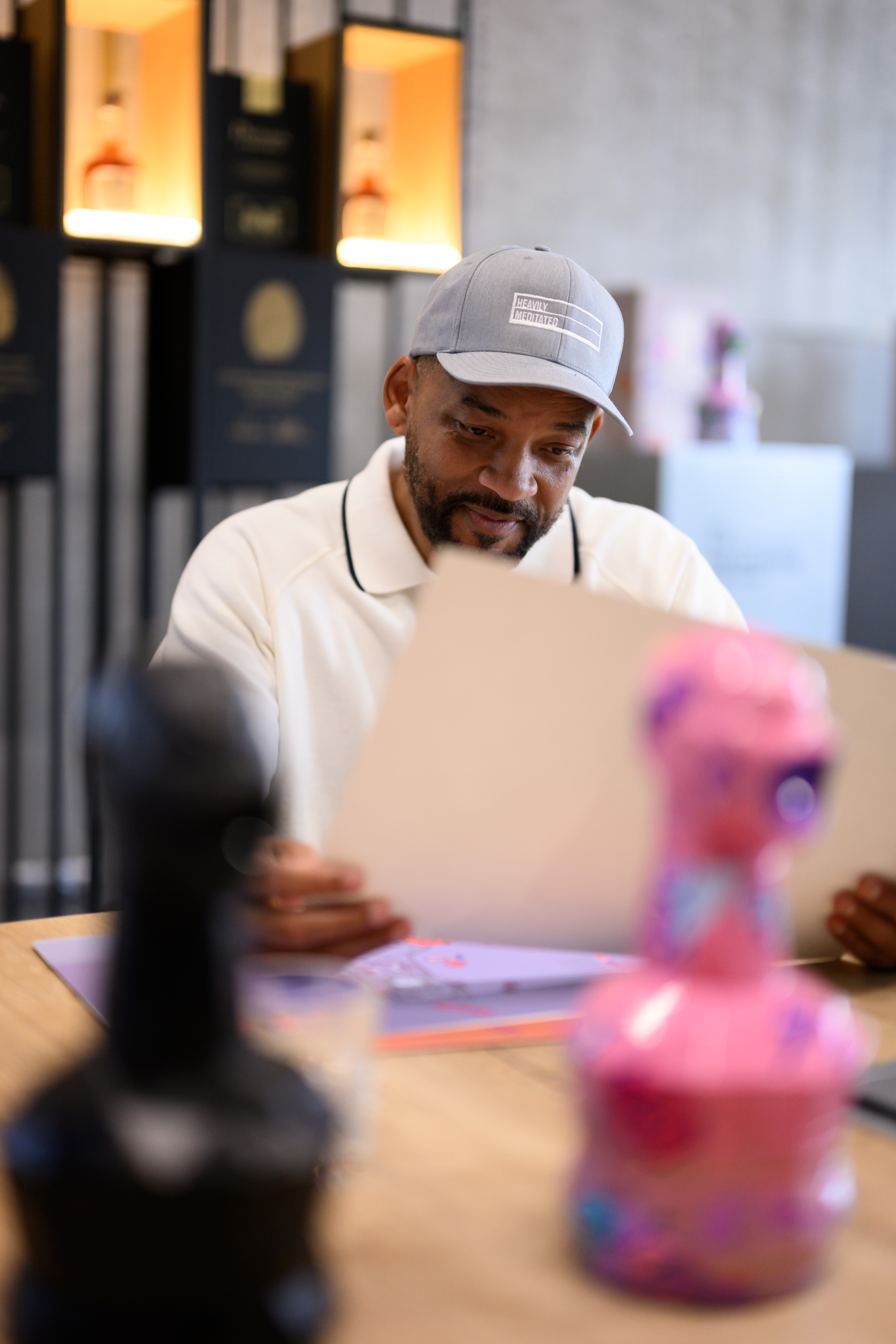 Will Smith at Dictador HQ