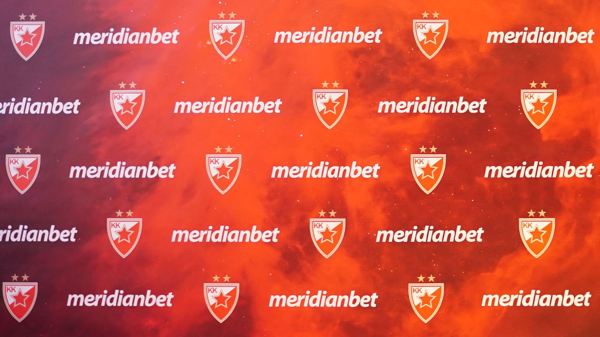 Zvezda sponsorship banner