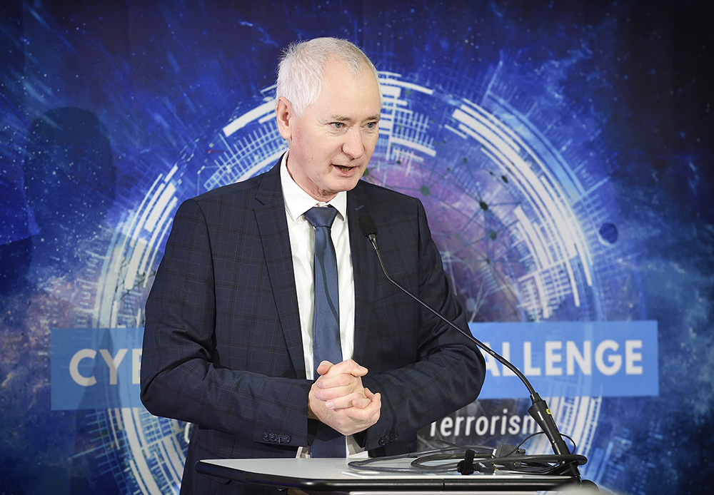 Anton Plimon, Managing Director of AIT, welcomed the participants