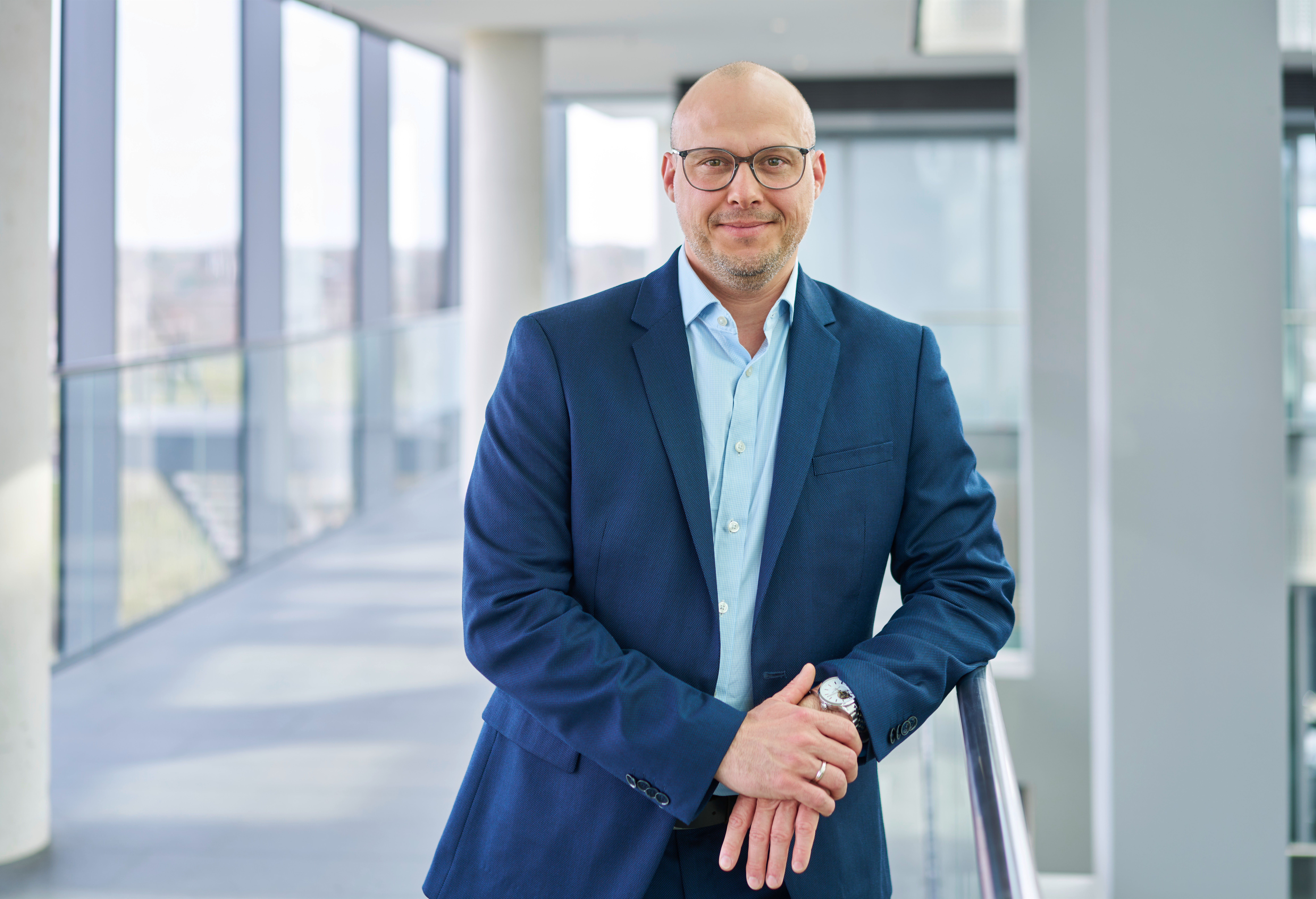 Download a picture of Dr Dirk Höring