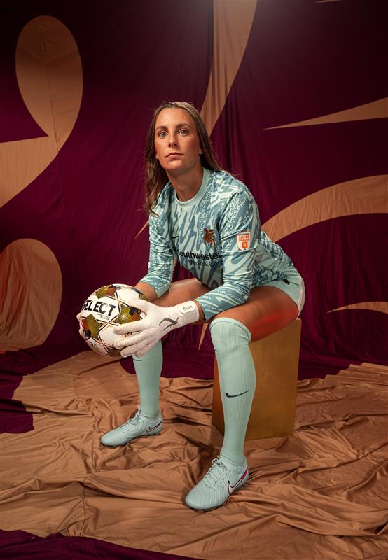 Phonak ambassador, Rylee Foster, kicks down barriers by becoming the first soccer player with hearing loss to play for a division 1 league in the US