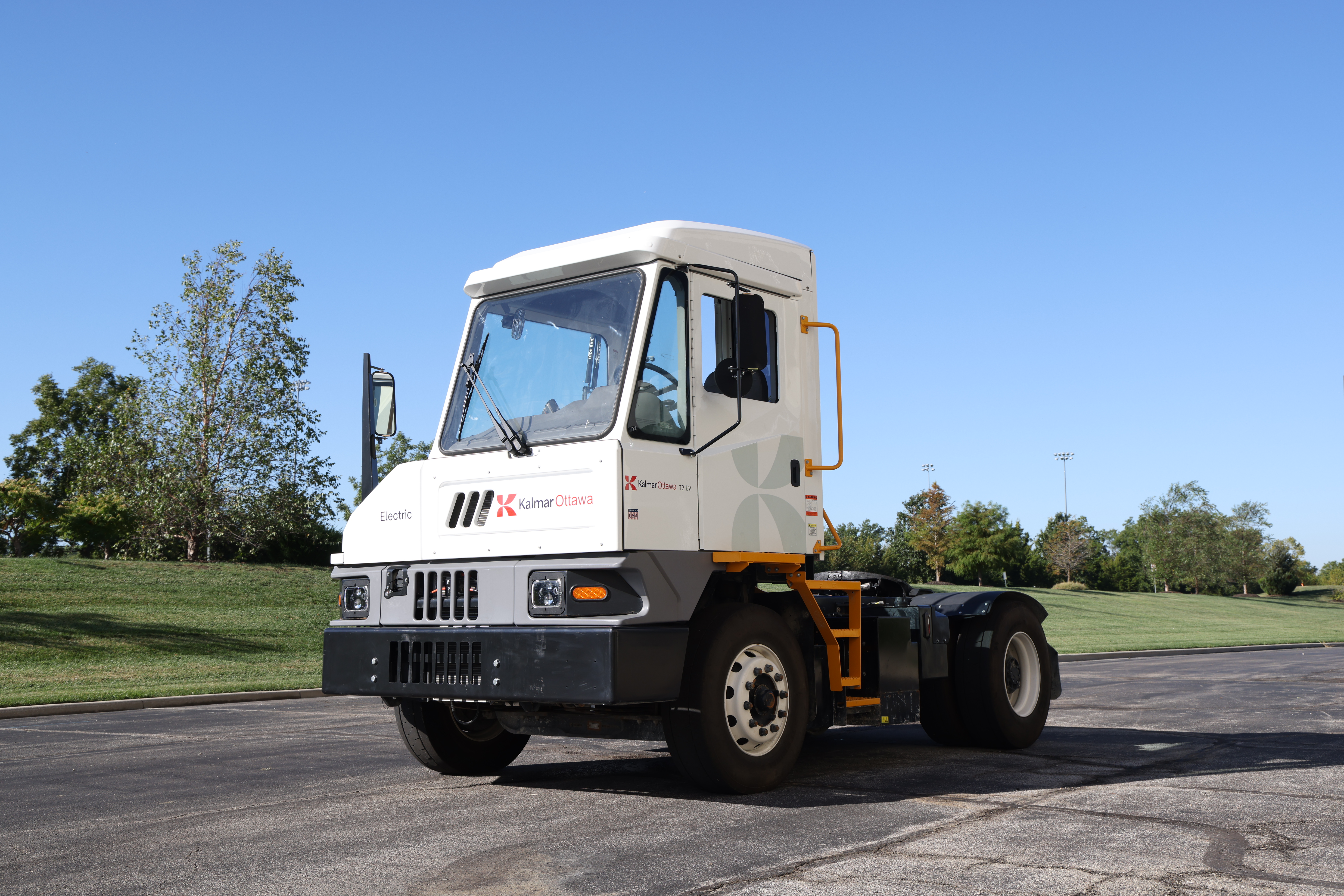 Kalmar Ottawa Electric Terminal Tractor OT2 EV