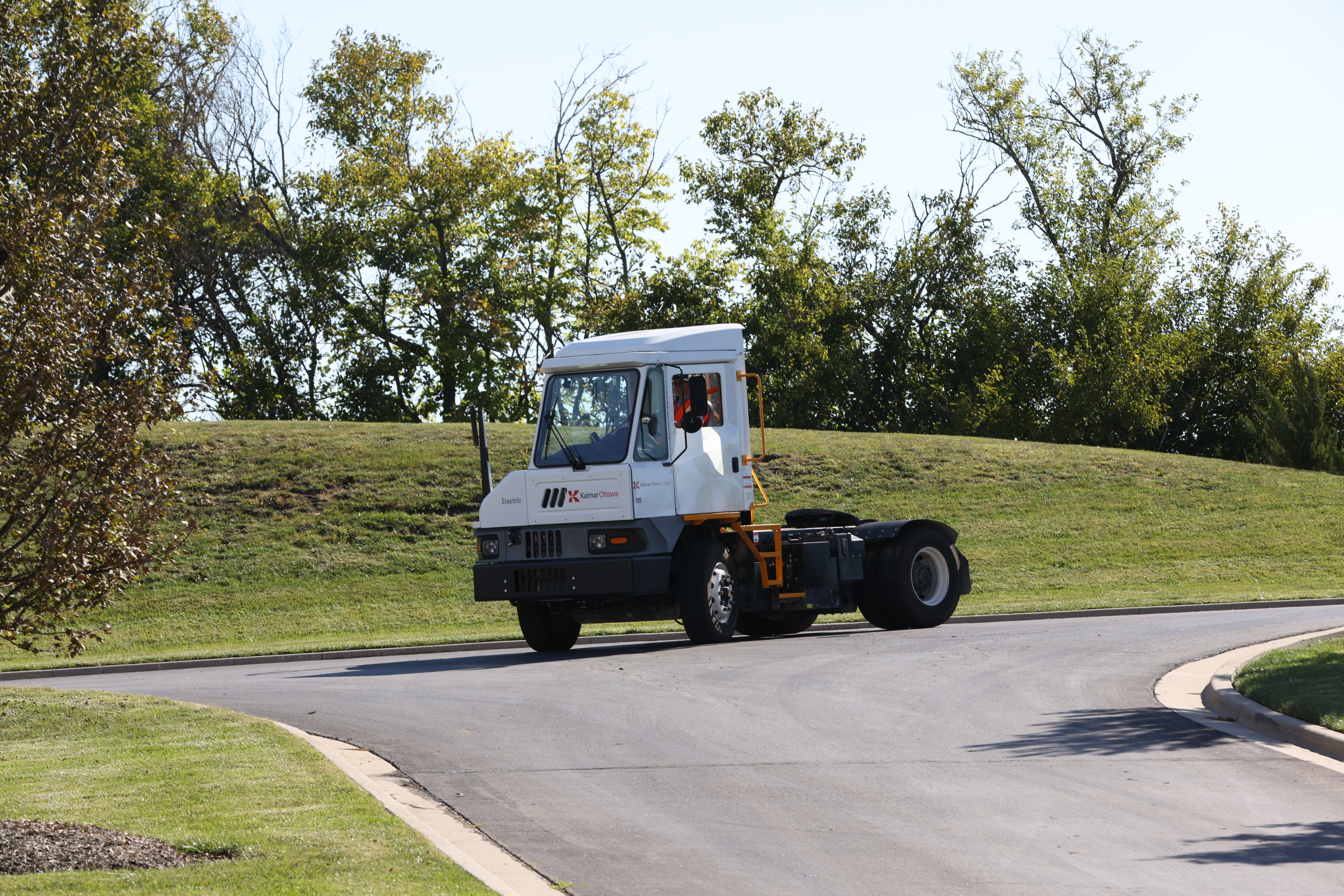 Kalmar Ottawa Electric Terminal Tractor OT2 EV