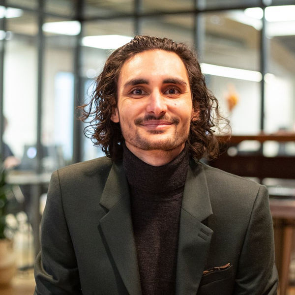 Maxime Doki-Thonon Founder and CEO RocketLinks