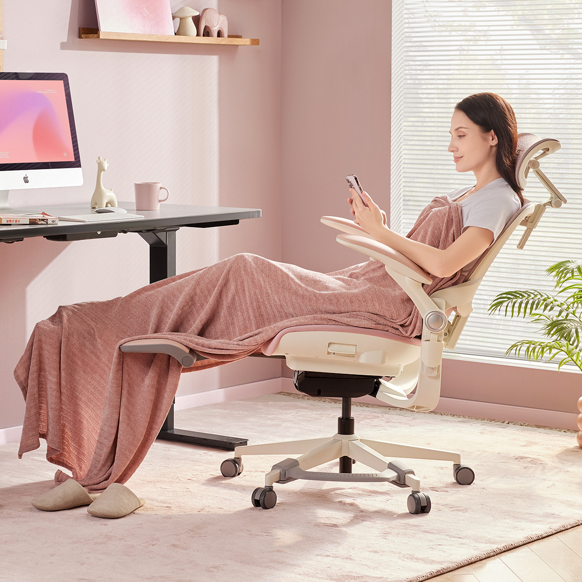 Pink MUSSO E80 Muse