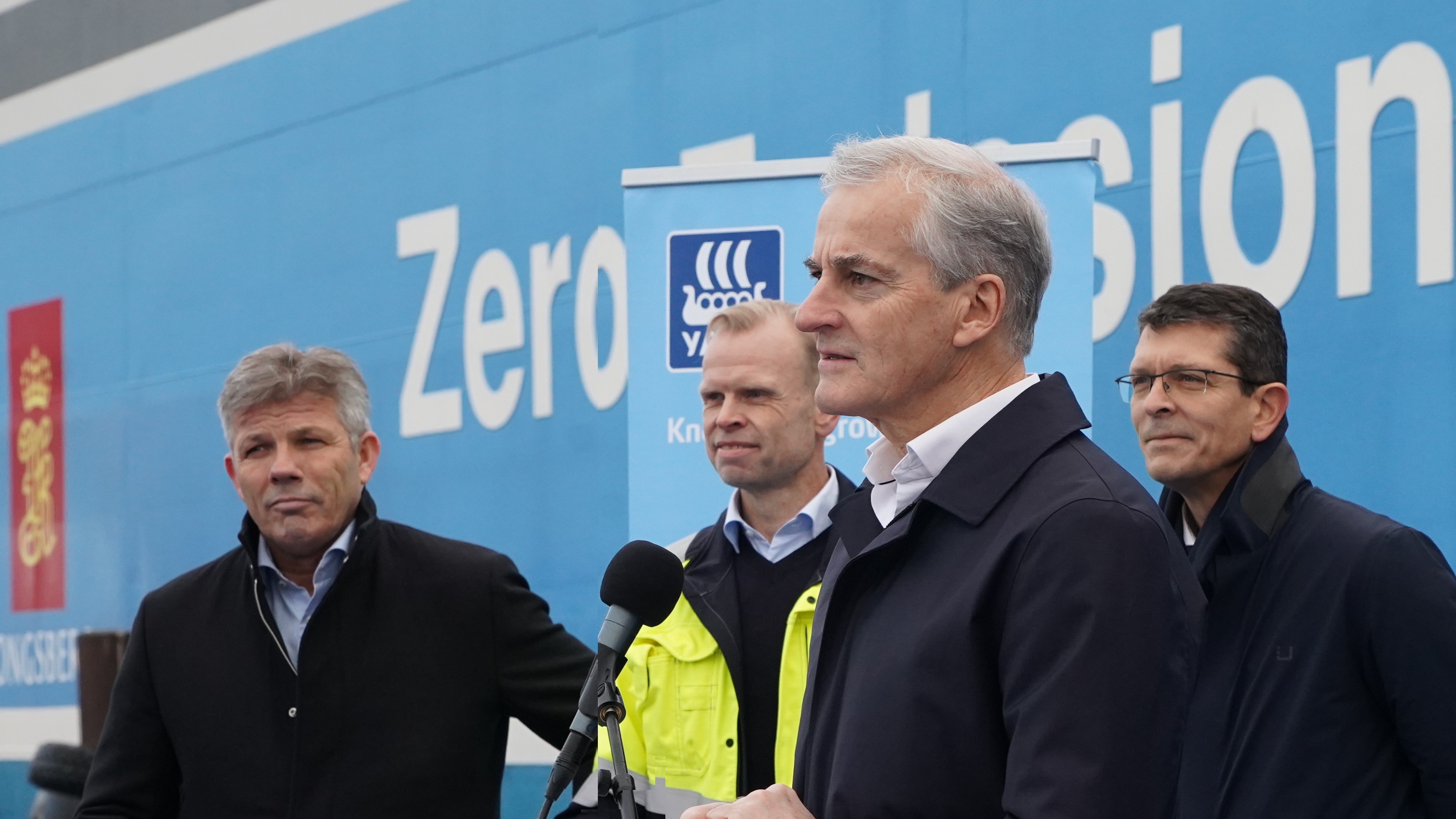 Minister of Fisheries and Ocean Policy Bjørnar Skjæran, Prime Minister Jonas Gahr Støre, CEO Yara Svein Tore Holsether, CEO Kongsberg Gruppen Geir Håøy.