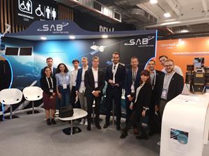 SAB Launch Services, ICEYE teams