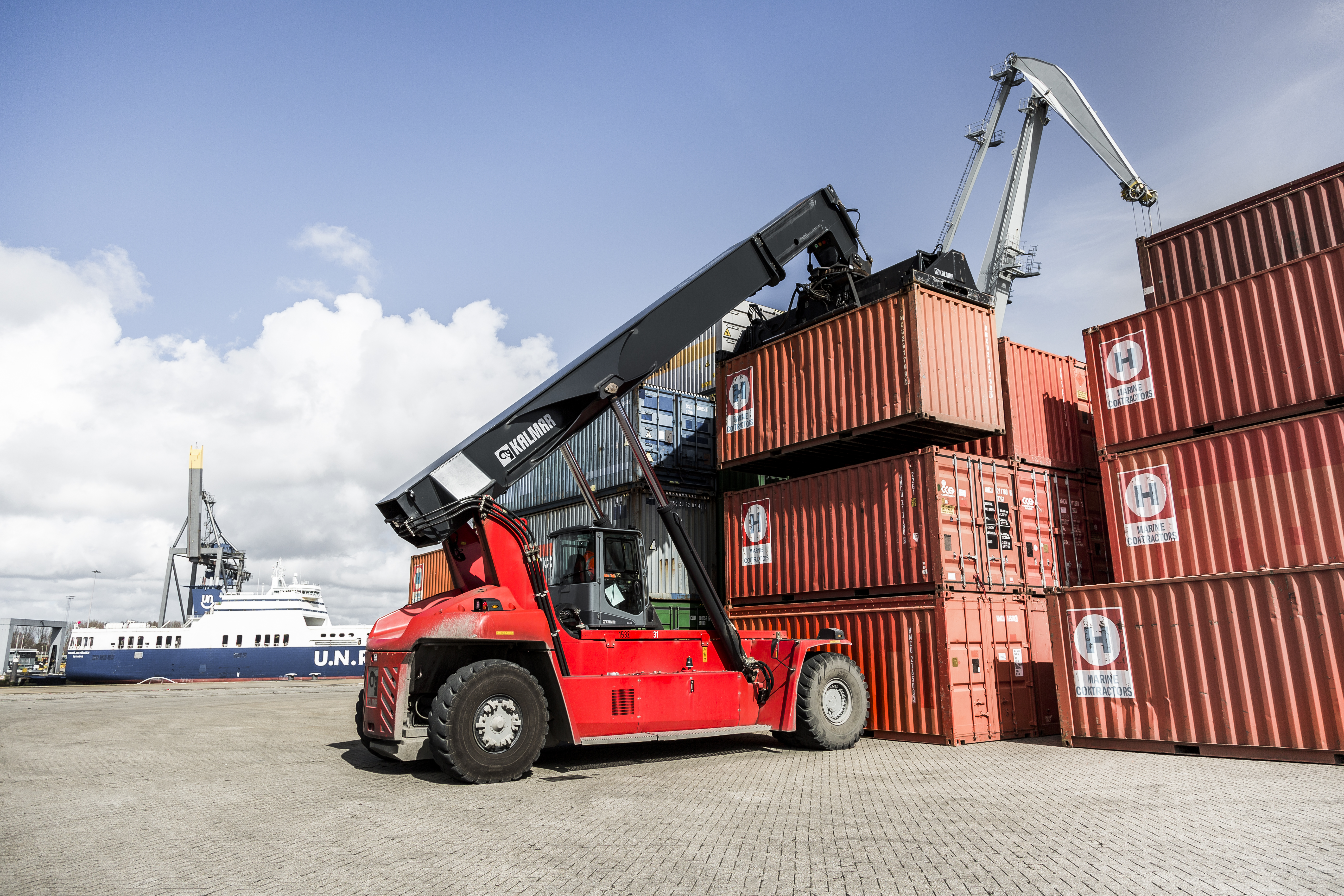 Kalmar Reachstacker DRG450 Gloria