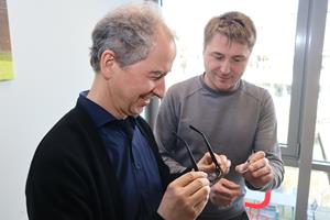 Ulrich Hofmann and Thomas von Wantoch with OQmented light engine