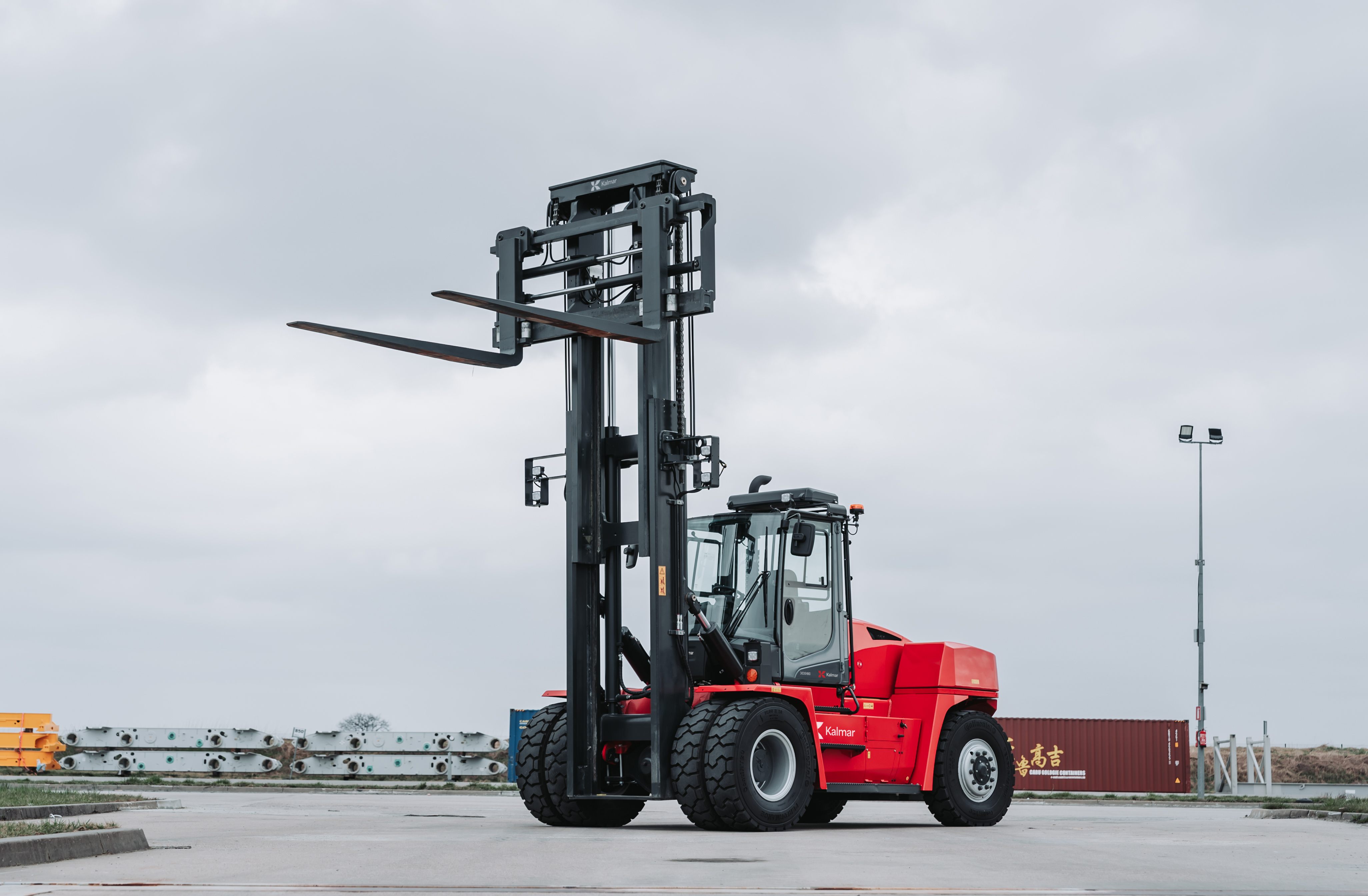 Kalmar Medium Diesel Forklift DCG180