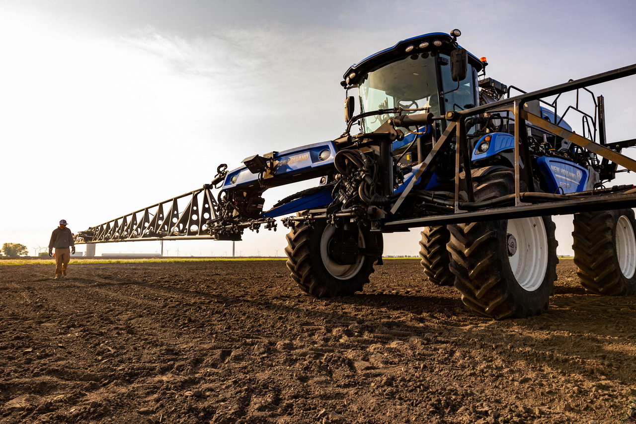 New_Holland_Guardian_Sprayer_PLM