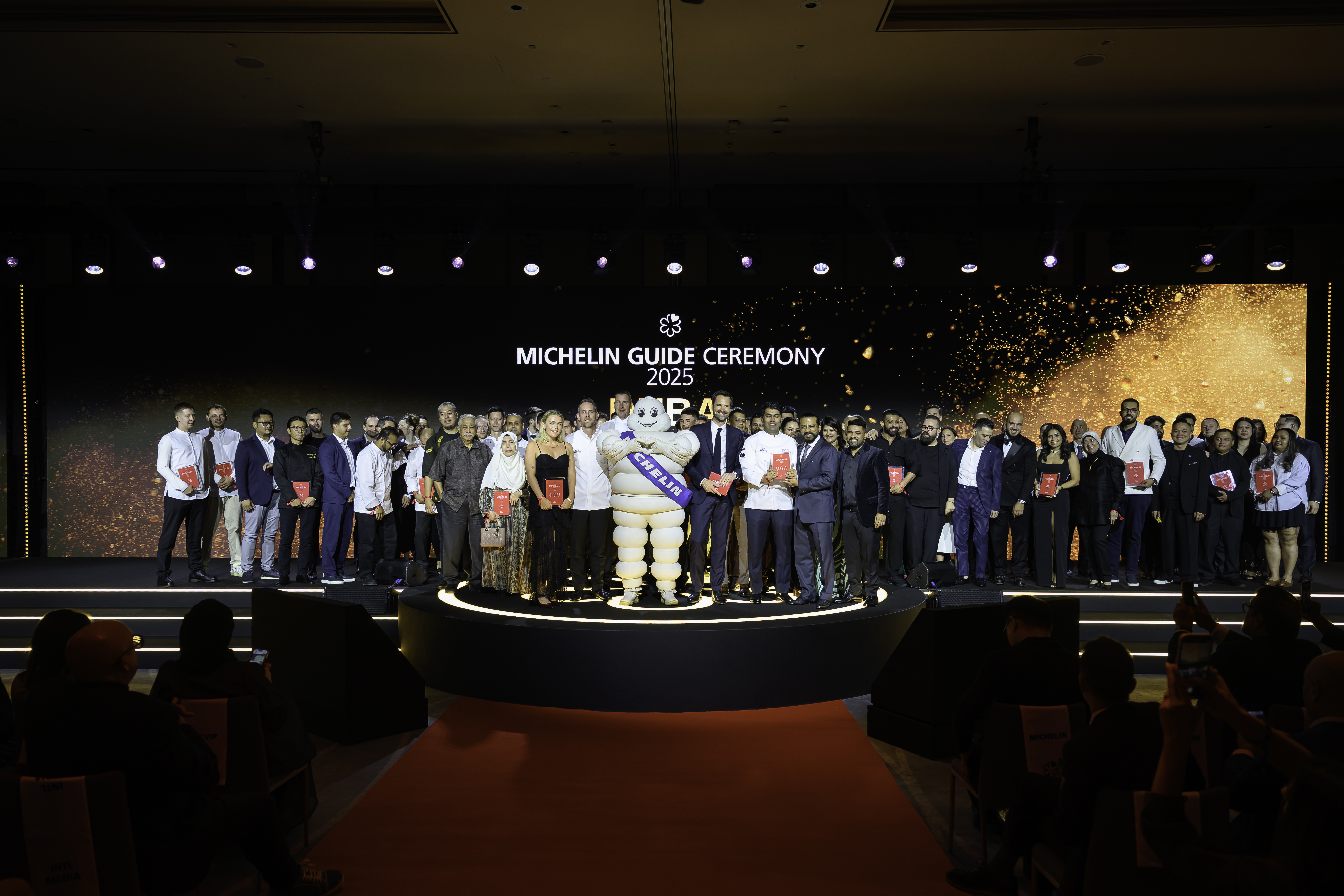 Grand Finale Photo
