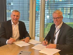 Signing Norske Skog Statkraft