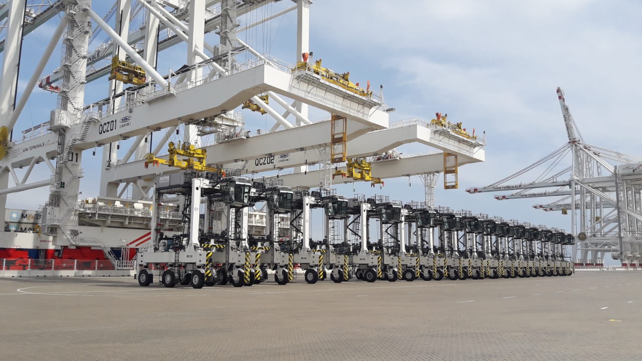 Kalmar Hybrid Straddle Carriers at APM Terminals Tangier