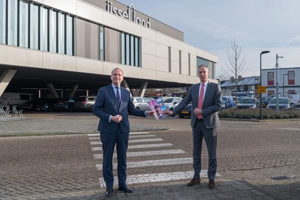Philips and IJsselland Hospital sign long-term technology partnership