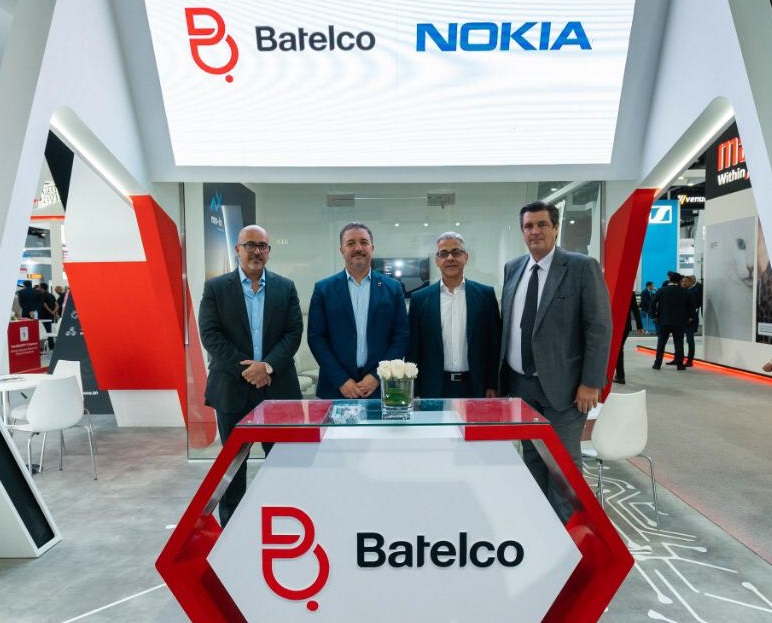 Photo _ Batelco and Nokia dignitaries