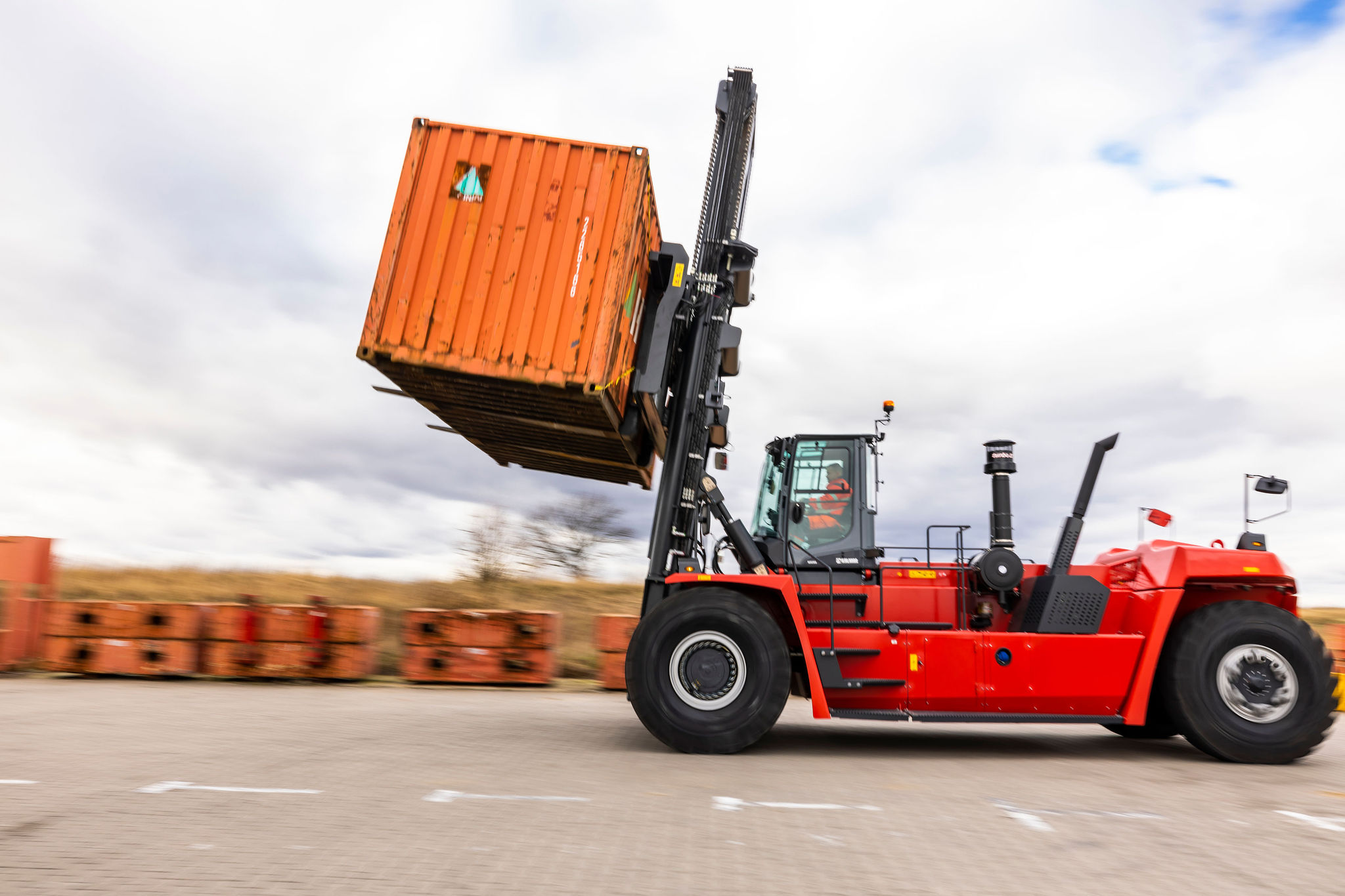 Kalmar Heavy Forklift DCG 450-12