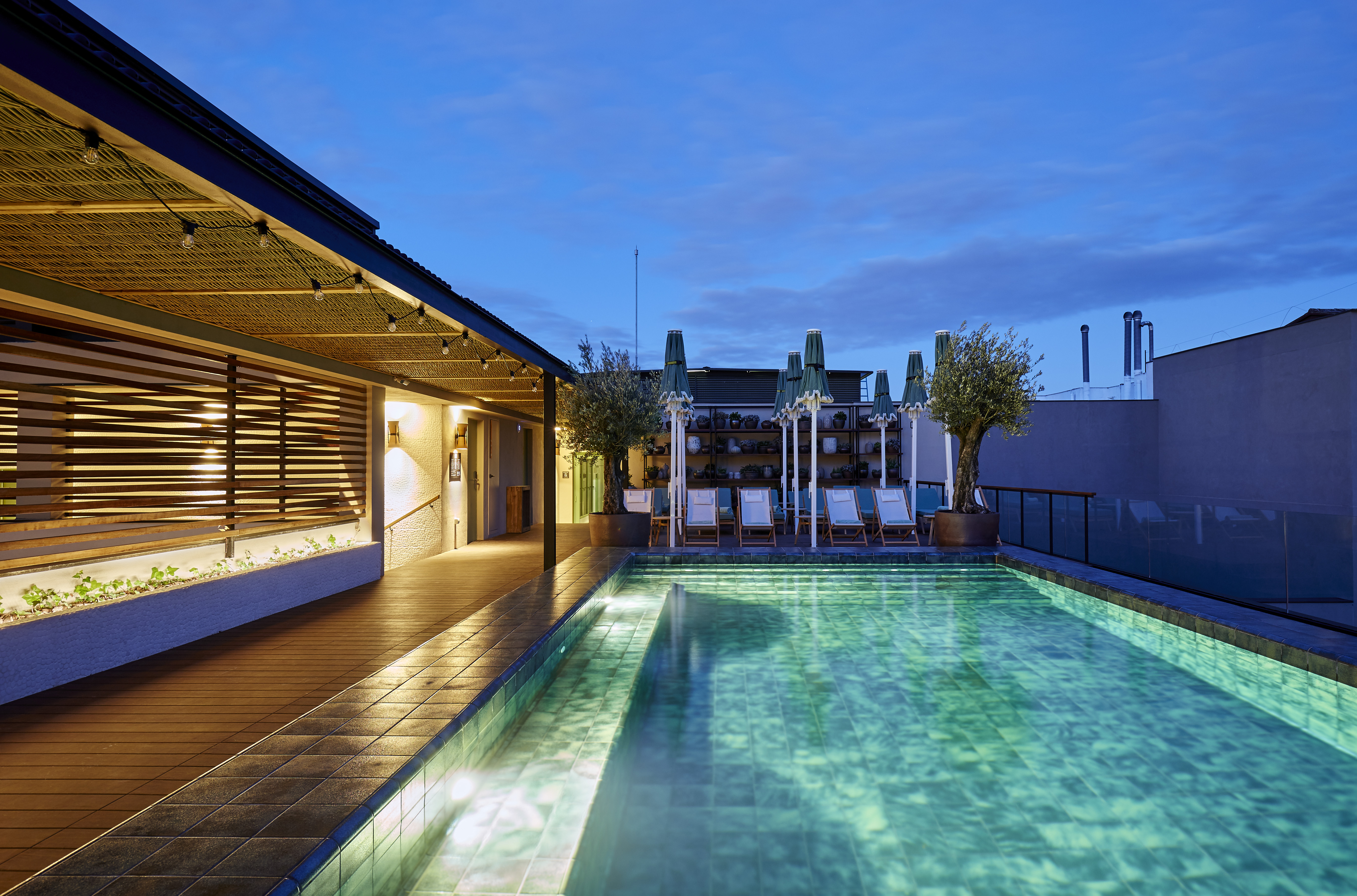 Pool at Radisson Blu 1882 Hotel, Barcelona Sagrada Familia