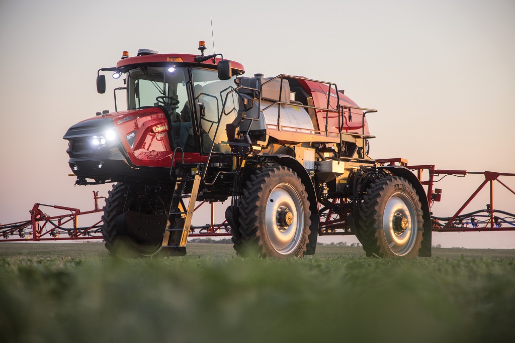 CASE_ IH_Patriot_50_Series_ Sprayer