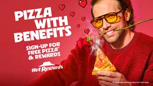 Pizza Hut UK Asks the Nation to Say “I Do” to Free Pizza!