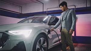 U.S. EV Market Matures Despite Infrastructure Gaps and Consumer Hesitation